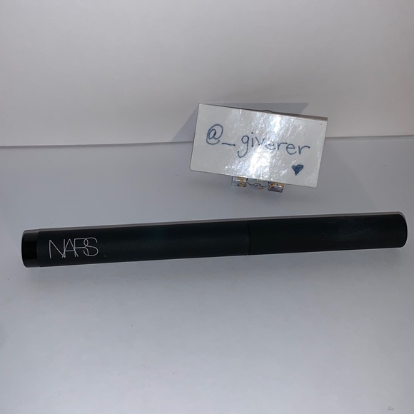 NARS Filbuste Velvet Shadow Stick - Picture 5 of 12